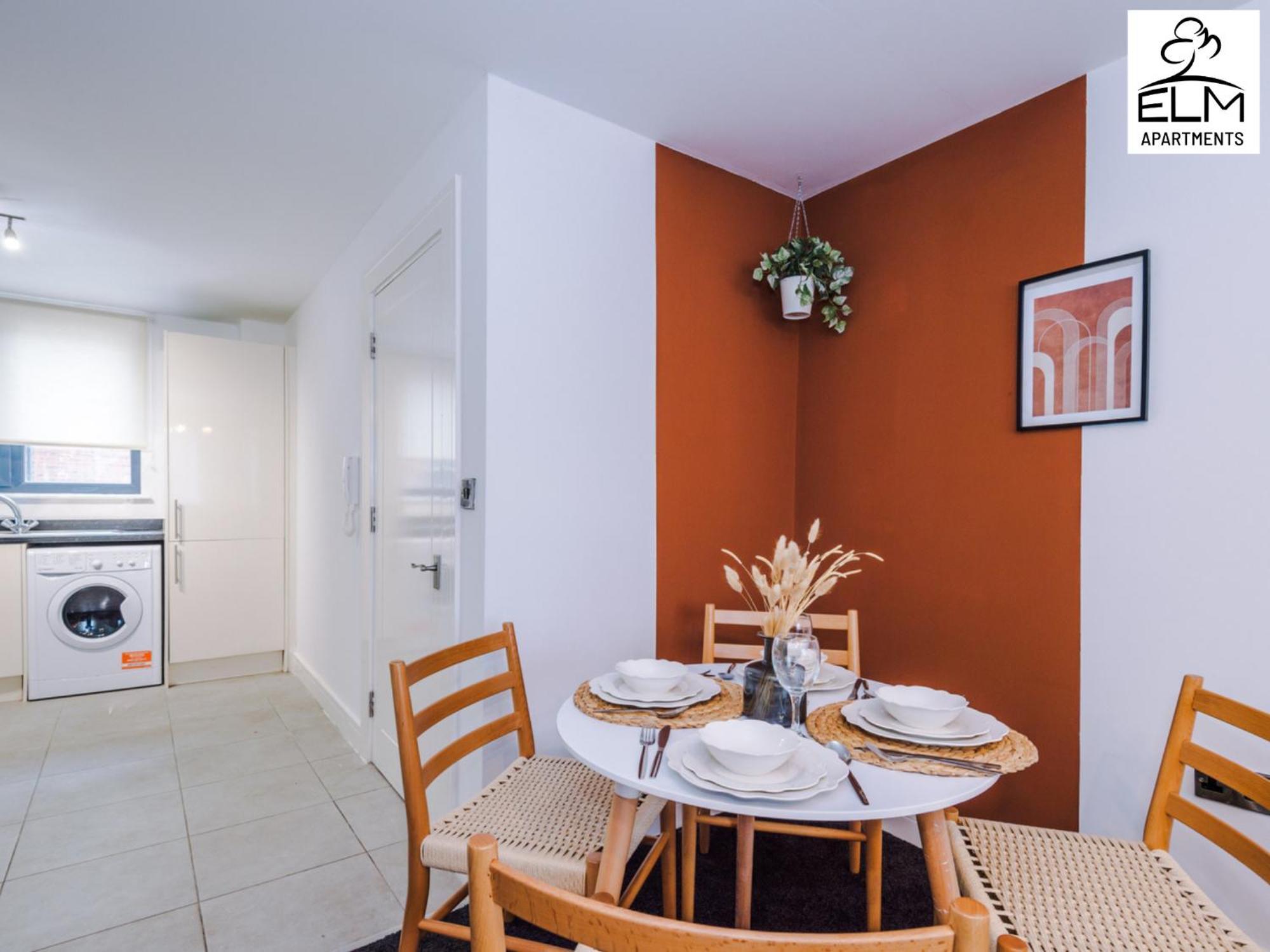Elm Aparthotel , Collection Of Apartments Available Near Media City , Free Parking 맨체스터 외부 사진